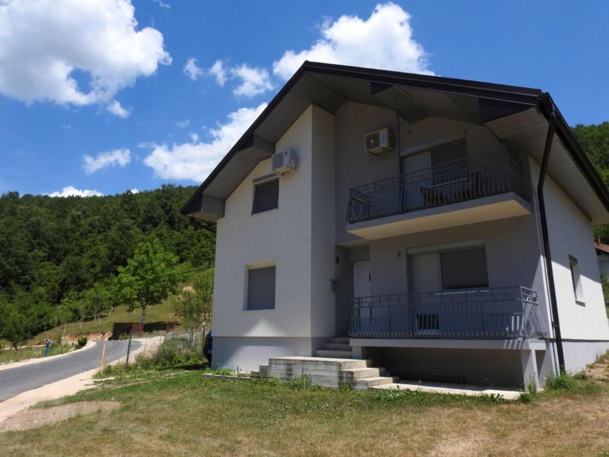 Omar & Una Apartmani Bihać Eksteriør billede