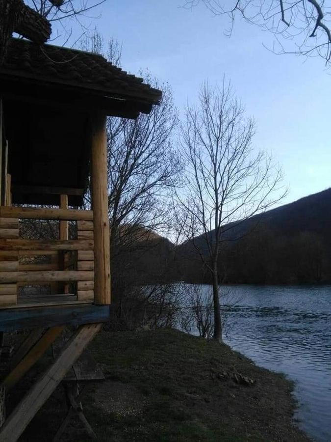 Omar & Una Apartmani Bihać Eksteriør billede